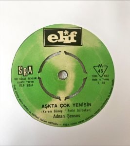 Adnan Şenses - Aşkta Çok Yenisin / Sevda Gemisi 45'lik Plak - Görsel 2