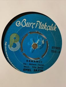 Emel Sayın ‎– Kemancı / Gözlerime Bak Ta İnan 45'lik Plak - Görsel 3