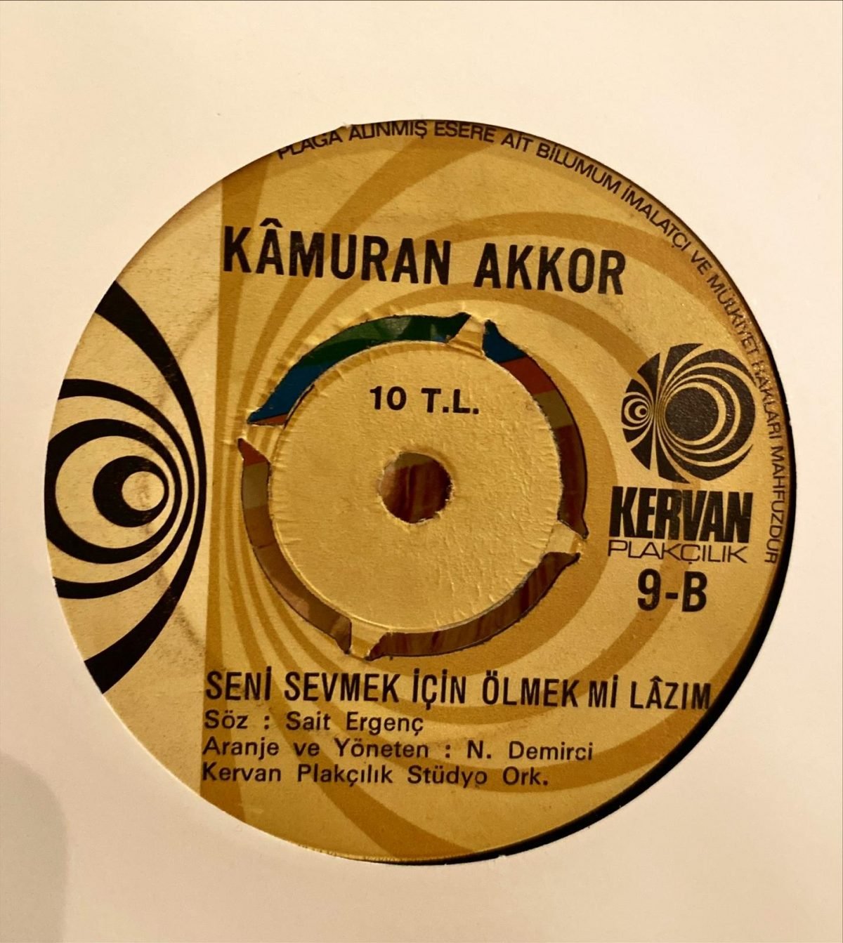 Kamuran Akkor ‎– Yorgun Gözler / Seni Sevmek İçin Ölmek Mi Lazım 45'lik Plak - Görsel 2