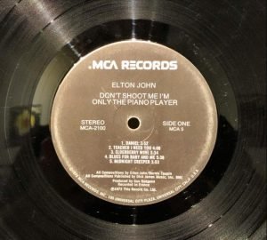 Elton John ‎–  Don't Shoot Me, I'm Only The Piano Player LP Plak - Görsel 2
