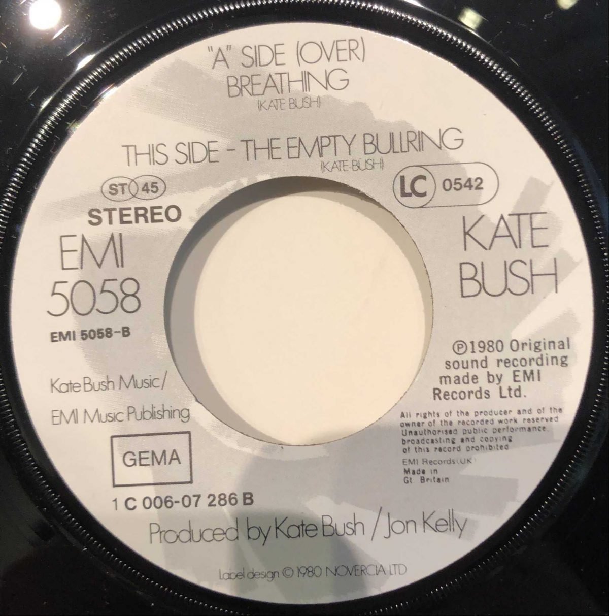 Kate Bush ‎– Breathing 45lik Plak - Görsel 3