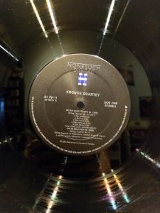 Kronos Quartet ‎– Music By Sculthorpe, Sallinen, Glass, Nancarrow & Hendrix LP Plak - Görsel 3