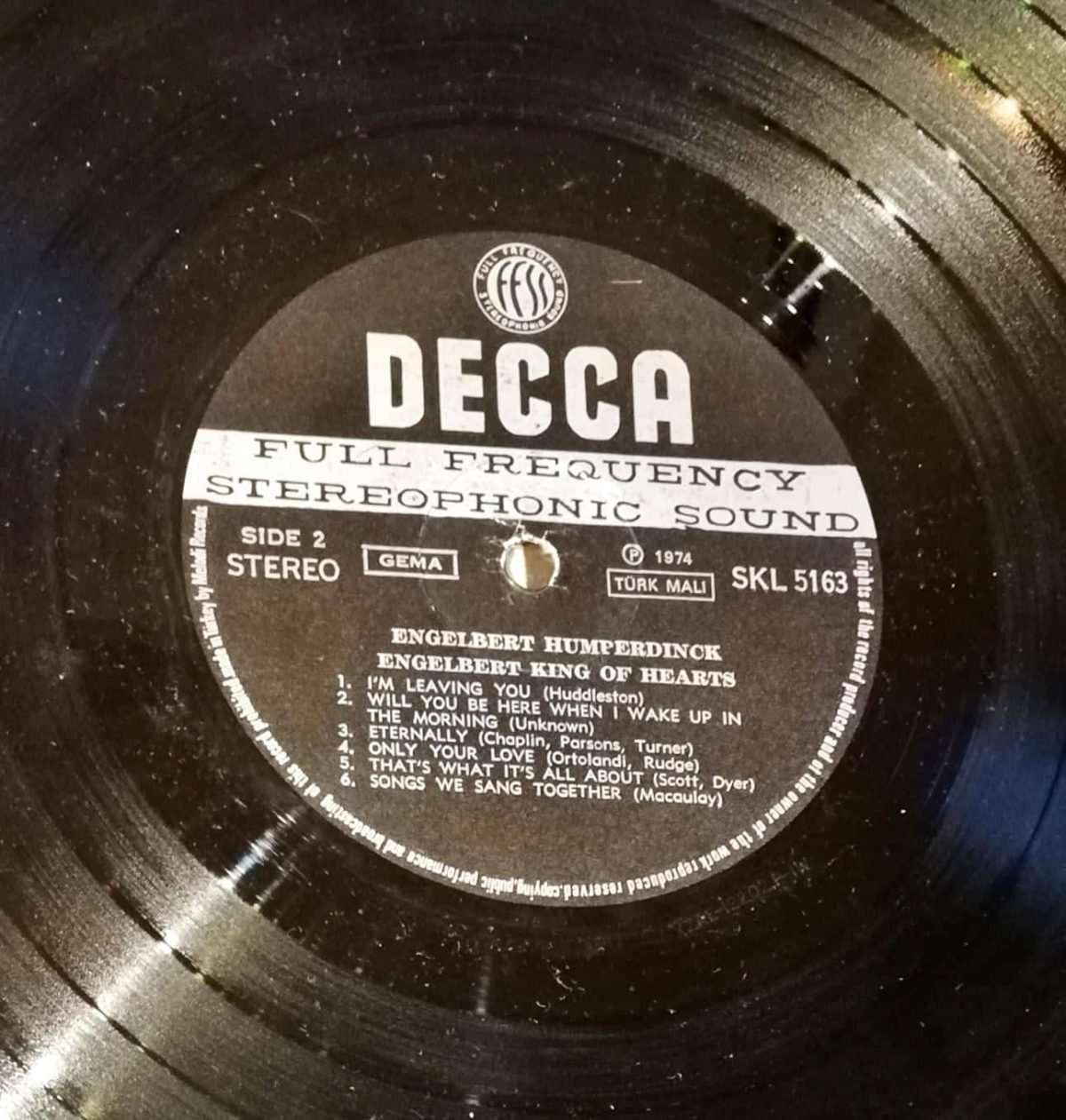 Engelbert Humperdinck – Engelbert King Of Hearts LP Plak - Görsel 3