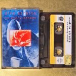 Dire Straits – On Every Street Kaset