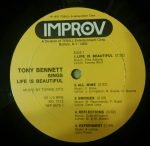 Tony Bennett – Tony Bennett Sings... "Life Is Beautiful" LP Plak - Görsel 3