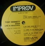 Tony Bennett – Tony Bennett Sings... "Life Is Beautiful" LP Plak - Görsel 4