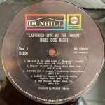 Three Dog Night – Captured Live At The Forum LP Plak - Görsel 4