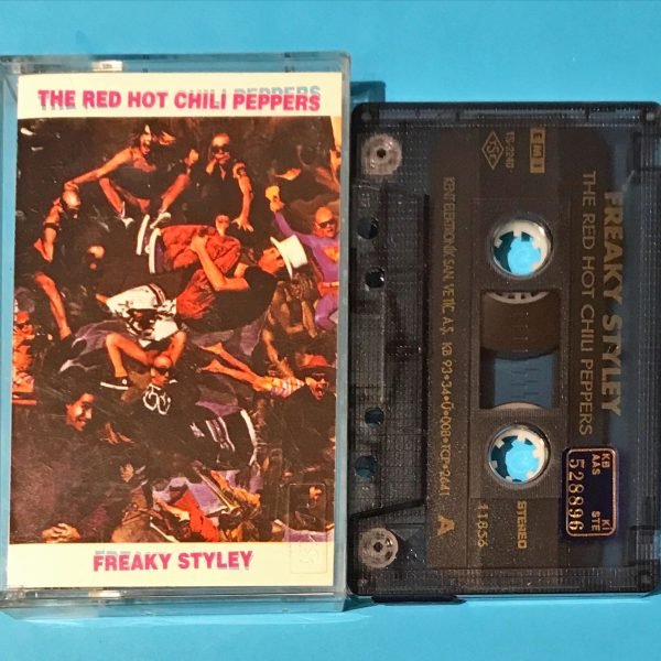 The Red Hot Chili Peppers – Freaky Styley Kaset
