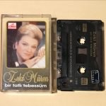 Zeki Müren – Bir Tatlı Tebessüm Kaset