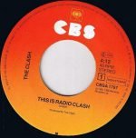 The Clash – This Is Radio Clash 45lik Plak - Görsel 3