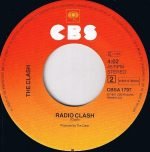 The Clash – This Is Radio Clash 45lik Plak - Görsel 4
