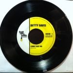 Betty Davis LP Plak + 45lik - Görsel 3