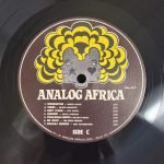 Roots Rocking Zimbabwe (The Modern Sound of Harare Townships 1975-1980) 2LP Plak - Görsel 6
