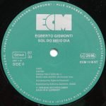 Egberto Gismonti – Sol Do Meio Dia LP Plak - Görsel 4