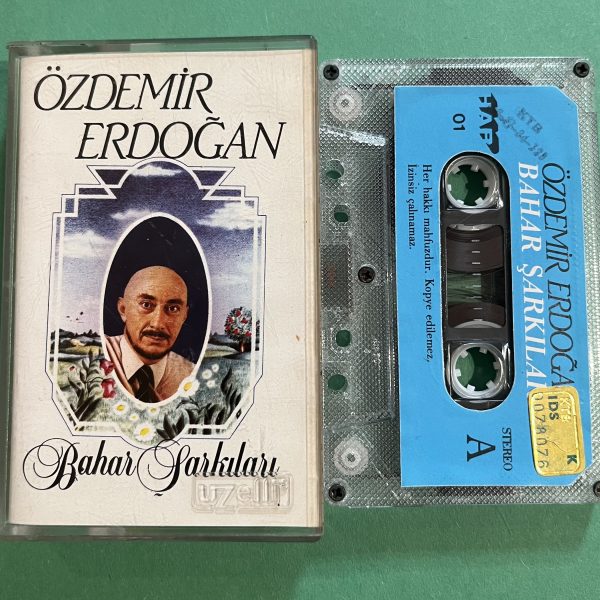 Özdemir Erdoğan – Bahar Şarkıları Kaset