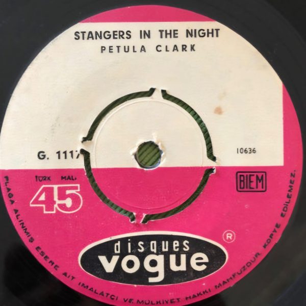 Petula Clark – Stangers In The Night / Bang Bang 45lik Plak