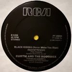Curtie And The Boombox – Black Kisses (Never Make You Blue) 12'' Maxi Single Plak - Görsel 4