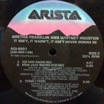 Aretha Franklin & Whitney Houston – It Isn't, It Wasn't, It Ain't Never Gonna Be 12'' Maxi Single Plak - Görsel 4